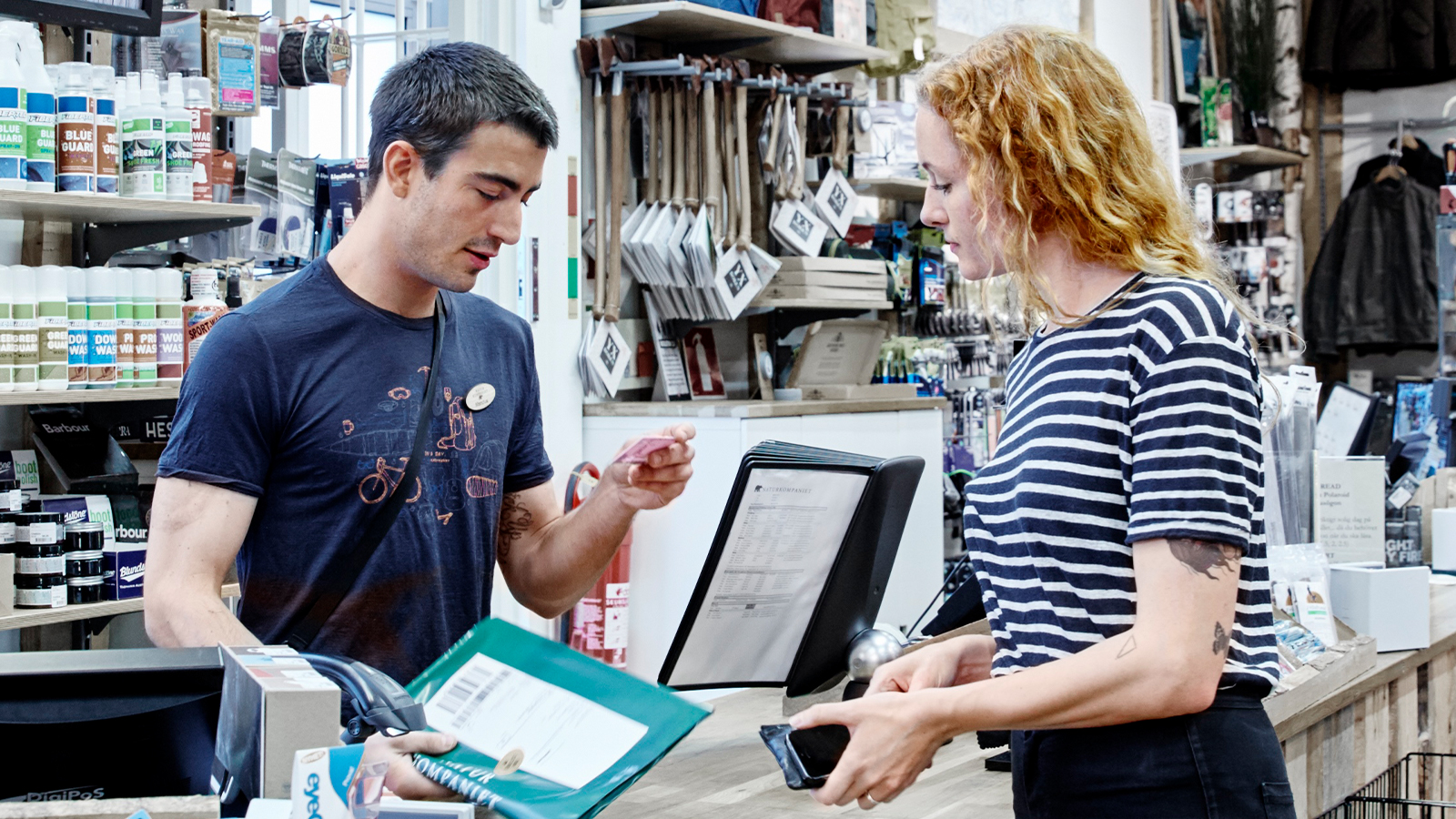 Husk gyldig ID når du henter pakke